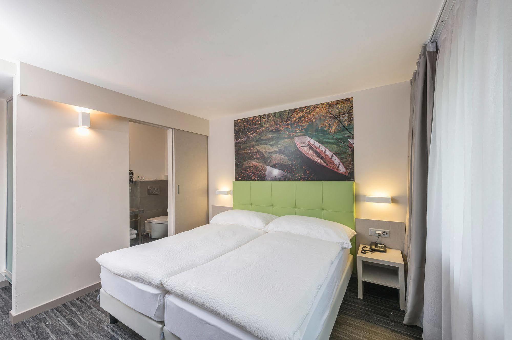 Adhhoc Hotel Naters Εξωτερικό φωτογραφία