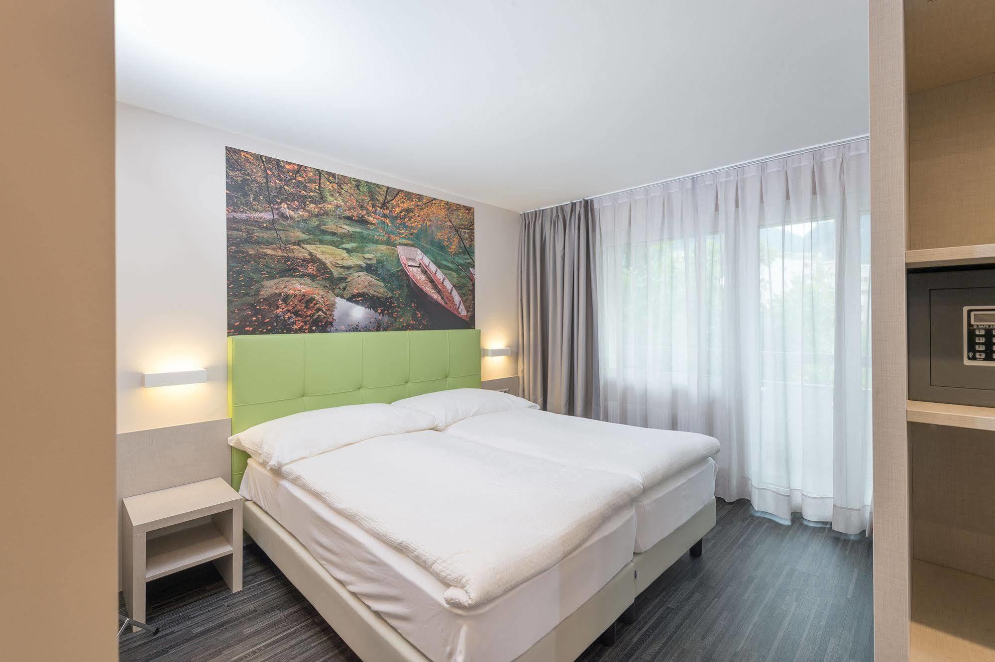 Adhhoc Hotel Naters Εξωτερικό φωτογραφία